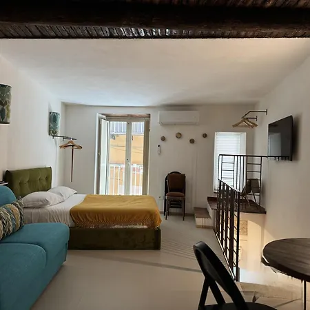 Apartamento Profumo Storico Gravina - Casa Nel Centro Storico Nápoles